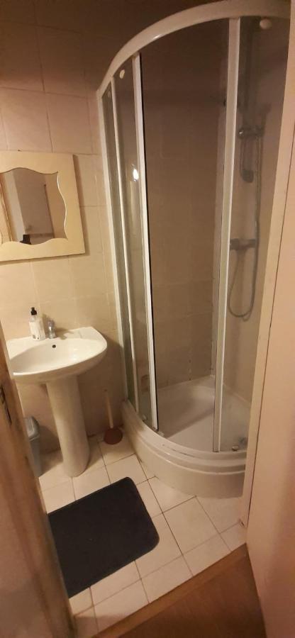 Iru, Not For Parties, Not A Hotel, Room With No Kitchen Amesterdão Exterior foto